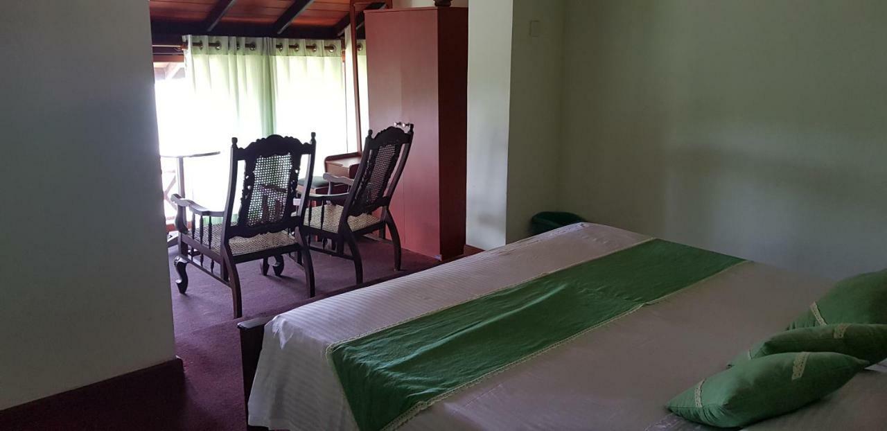 Acquabey Surf Villa Matara Eksteriør billede